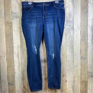 Royalty For Me Size 16W High Rose Skinny Distressed (Holes) on Legs & Pockets